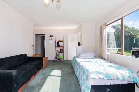 Photo of property in 1/159 Te Atatu Road, Te Atatu South, Auckland, 0610