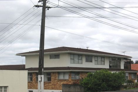 Photo of property in 1/353 Mount Albert Road, Mount Roskill, Auckland, 1041