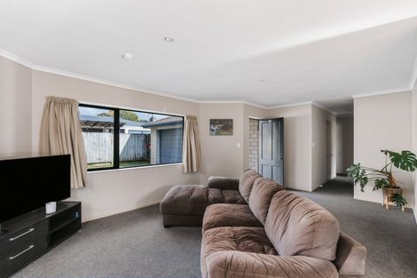 Photo of property in 3b Esmeralda Street, Welcome Bay, Tauranga, 3112