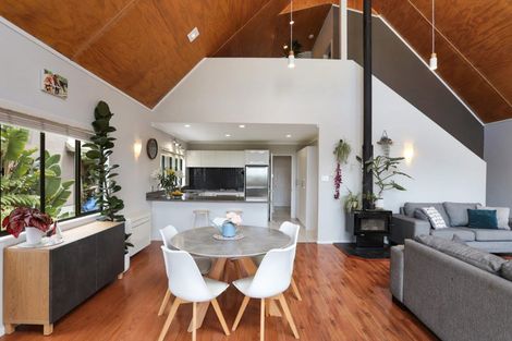 Photo of property in 428 Huia Road, Laingholm, Auckland, 0604
