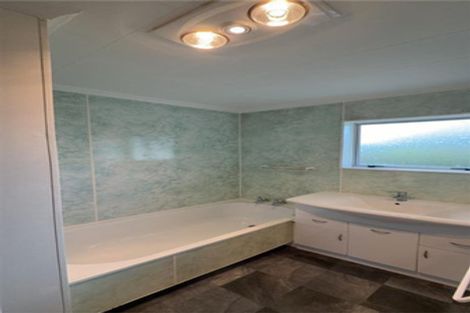 Photo of property in 23 Glamis Avenue, Bell Block, New Plymouth, 4312