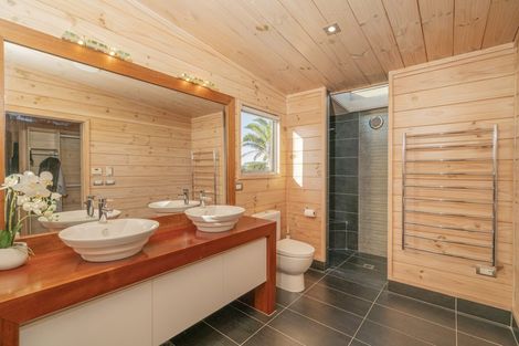 Photo of property in 9 Arawa Lane, Whitianga, 3510