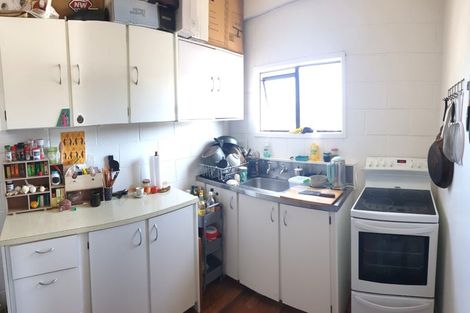 Photo of property in 129 Constable Street, Newtown, Wellington, 6021