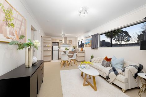 Photo of property in 65 Rhinevale Close, Henderson, Auckland, 0612