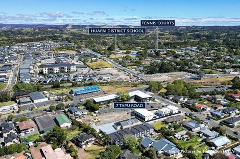 Photo of property in 4/7 Tapu Road, Huapai, Kumeu, 0810
