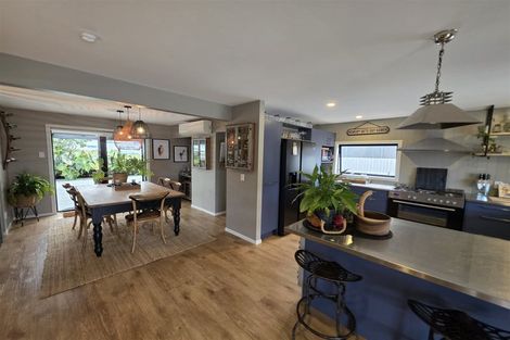 Photo of property in 36 Manaia Road, Tairua, 3508