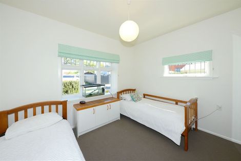 Photo of property in 1/68 Searells Road, Strowan, Christchurch, 8052