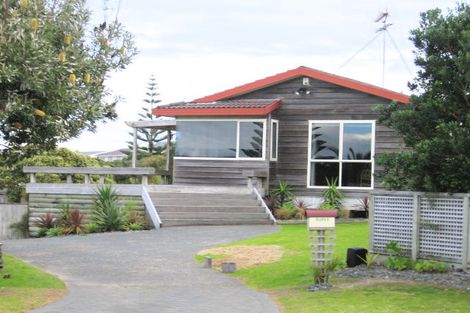 Photo of property in 14 Edith Place, Omaha, Warkworth, 0986