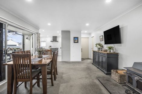 Photo of property in 10 Howard Street, Carterton, 5713