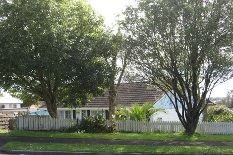 Photo of property in 14 Dingadee Street, Welcome Bay, Tauranga, 3112