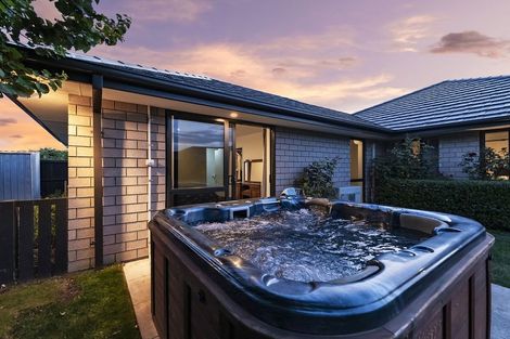 Photo of property in 18f Beaumont Drive, Rolleston, 7614