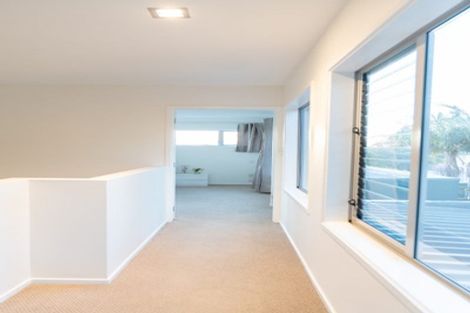 Photo of property in 8 Roy Maloney Drive, Henderson, Auckland, 0612