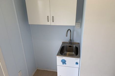 Photo of property in 5 Aorangi Road, Paraparaumu, 5032