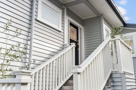 Photo of property in 26 Richmond Avenue, Northcote Point, Auckland, 0627