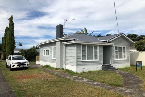 Photo of property in 33 Alma Road, Milford, Auckland, 0620