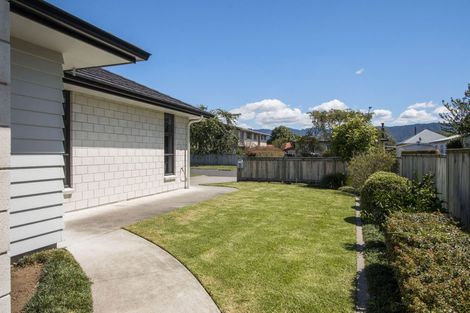 Photo of property in 22 Clive Road, Katikati, 3129
