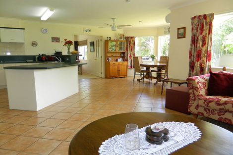 Photo of property in 32 Shepherd Road, Kerikeri, 0230