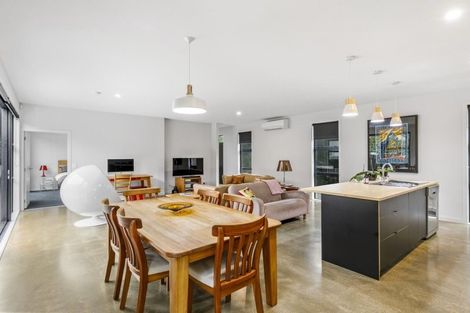 Photo of property in 43a Heretaunga Street, Petone, Lower Hutt, 5012