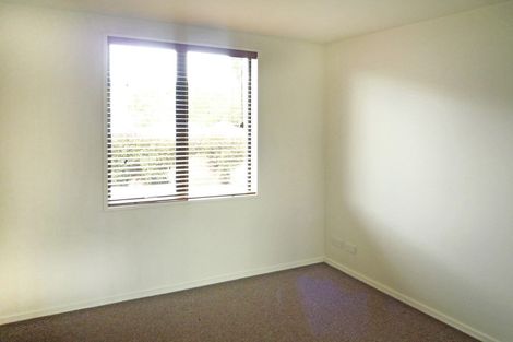 Photo of property in Arno Apartment, 1/8 Mckerrow Place, Sunshine Bay, Queenstown, 9300