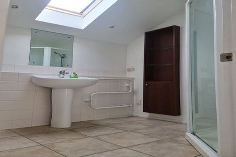 Photo of property in 7 Lissleton Drive, East Tamaki, Auckland, 2013