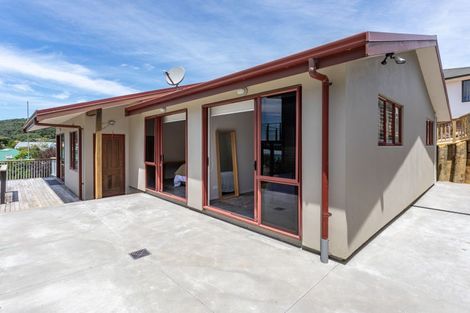 Photo of property in 208 Russell Bruce Place, Onemana, Whangamata, 3691