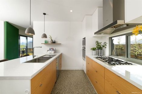 Photo of property in 6 Polperro Court, Jacks Point, Queenstown, 9371