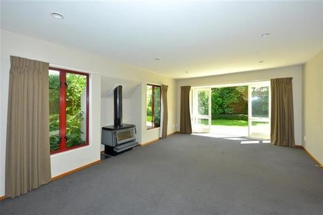 Photo of property in 99 Weston Road, St Albans, Christchurch, 8052