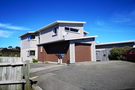 Photo of property in 64e Sheridan Terrace, Johnsonville, Wellington, 6037