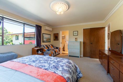 Photo of property in 12 Windsor Street, Dannevirke, 4930