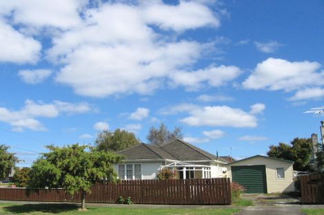 Photo of property in 1 Poplar Grove, Ebdentown, Upper Hutt, 5018