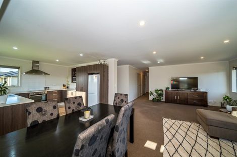 Photo of property in 470 Turuturu Road, Hawera, 4674