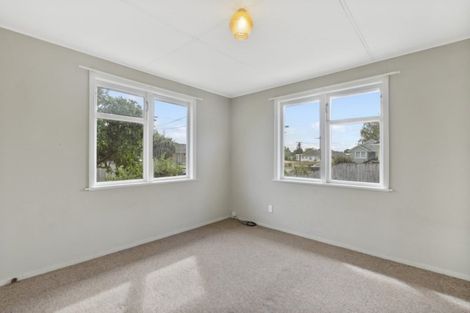 Photo of property in 5 Emerson Place, Enderley, Hamilton, 3214