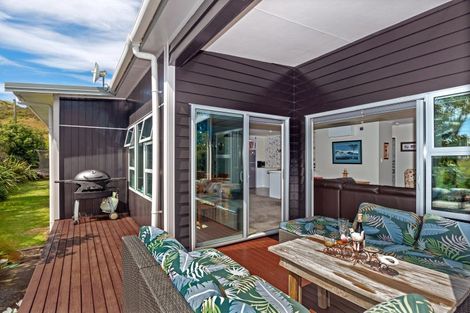 Photo of property in 122 Fortescue Street, Mahia, Nuhaka, 4198