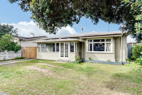 Photo of property in 35 Taradale Road, Marewa, Napier, 4110