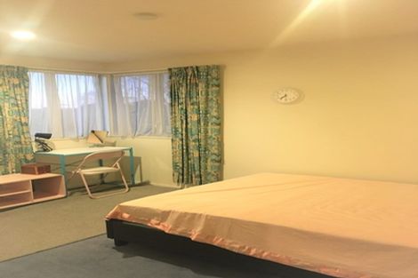 Photo of property in 4 Rosefield Lane, Northcote, Christchurch, 8052