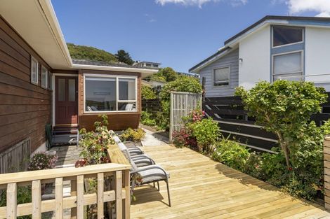 Photo of property in 37 Bosun Terrace, Whitby, Porirua, 5024