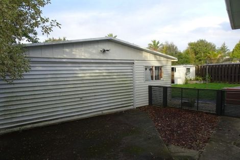 Photo of property in 6 Allington Road, Massey, Auckland, 0614