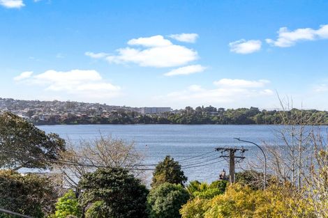 Photo of property in 9a Kowhai Street, Tawa, Wellington, 5028