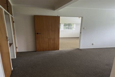 Photo of property in 9 La Perouse Street, Botany Downs, Auckland, 2010