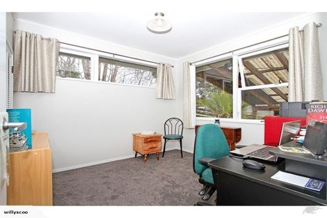 Photo of property in 4 Weatherly Road, Torbay, Auckland, 0630