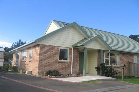 Photo of property in 45a Apple Terrace, Ranui, Porirua, 5024