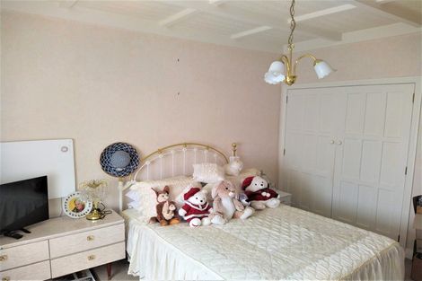 Photo of property in 11 Darlington Street, Ngatea, 3503