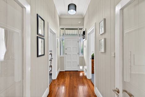 Photo of property in 707 Victoria Street, Parkvale, Hastings, 4122