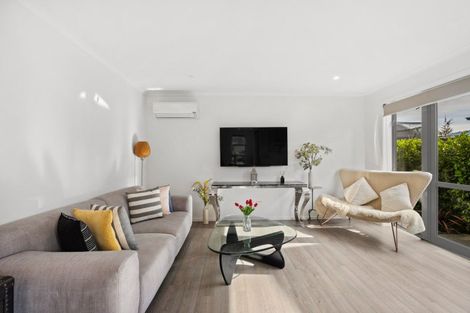 Photo of property in 11 Stone Walls Terrace, Lower Shotover, Queenstown, 9304