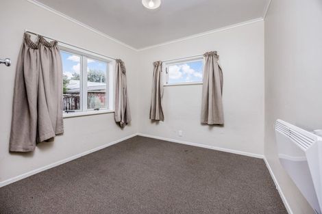 Photo of property in 33 Rollerson Street, Papakura, 2110