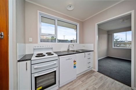 Photo of property in 14 Caledonia Street, Hawera, 4610