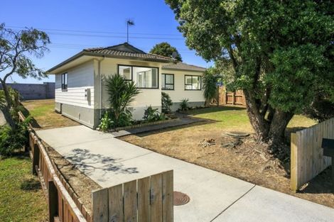 Photo of property in 26 Cabello Place, Unsworth Heights, Auckland, 0632