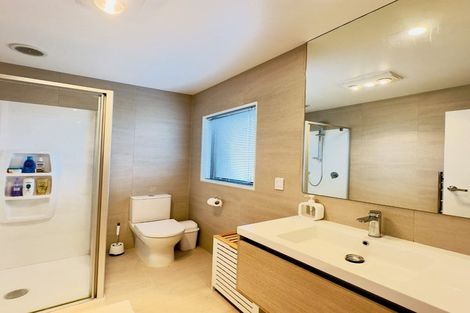 Photo of property in 6 Aquamarine Road, Rosehill, Papakura, 2113