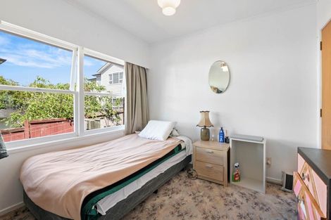 Photo of property in 1/30 Eban Avenue, Hillcrest, Auckland, 0627