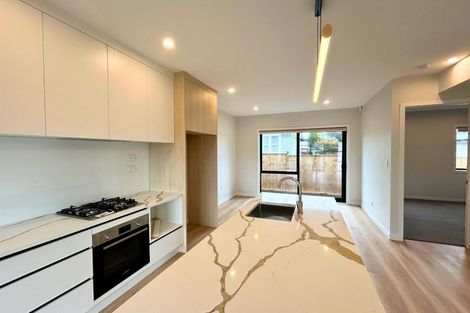 Photo of property in 2c Derrett Place, Mangere Bridge, Auckland, 2022